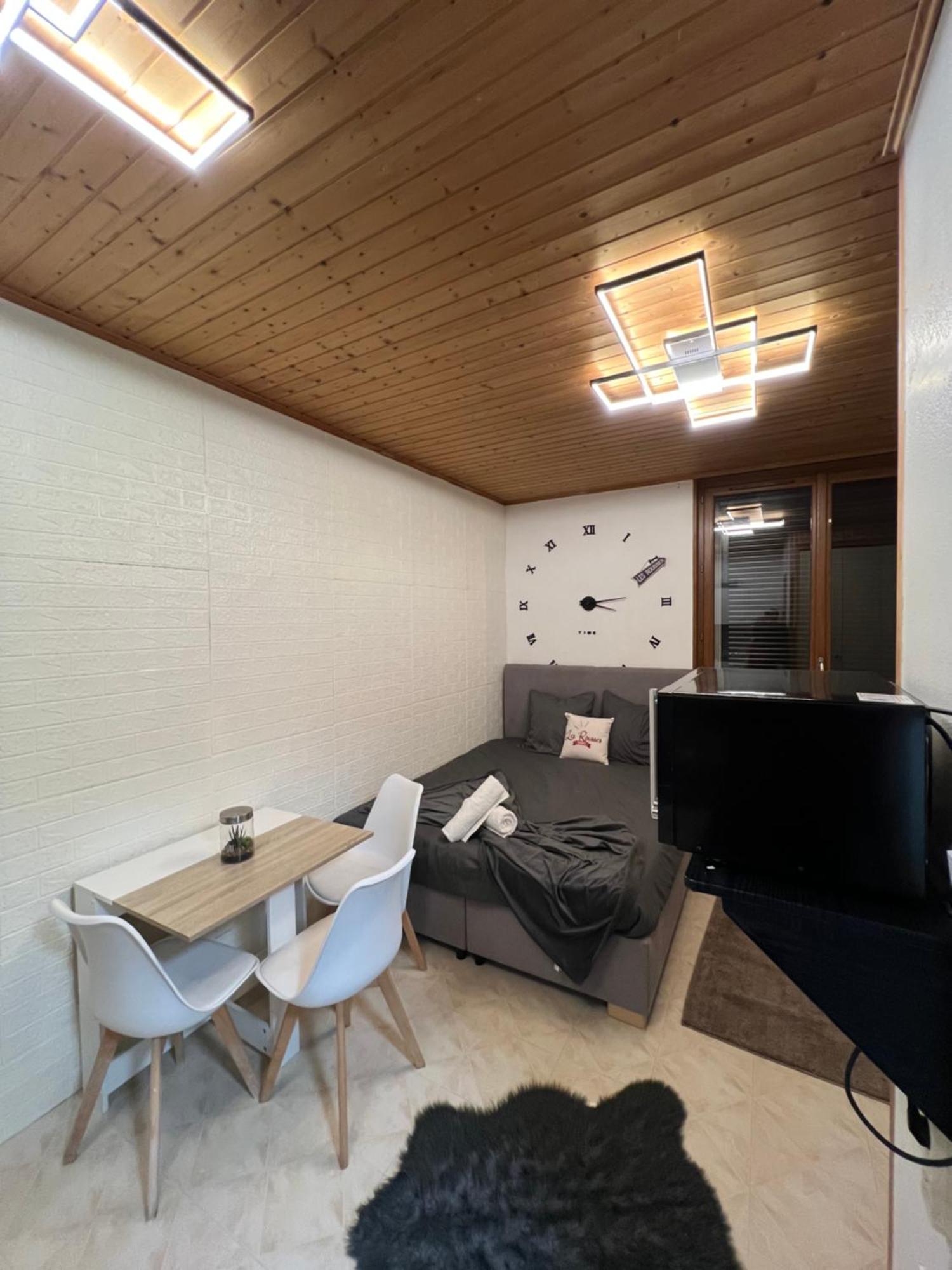 Magnifique Studio De 20M2 Pour 1 A 4 Personnes ليه روس المظهر الخارجي الصورة